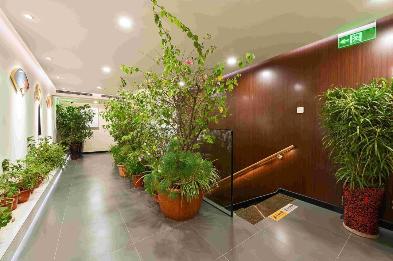Xingshe Alley Courtyard Hotel Beijing Wangfujing Forbidden City Branch - Breakfast Included & English Speaking Reception & Free Wifi And Laundry Room & Hutong Culture & Cat-Keeping & Flower-Growing Terrace & One Day Tour Service & Free Coffee Zewnętrze zdjęcie